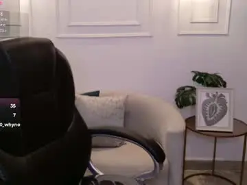 Chaturbate Best live sex cam show of nanaa_snow