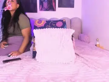 mary_kissss_ from chaturbate