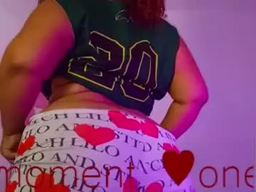 Chaturbate Live Sex Cam of yera_sh