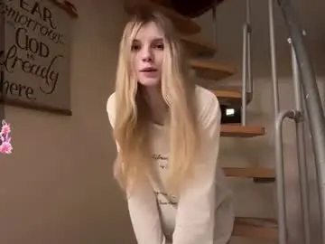 Chaturbate Watch Live Sex Cams of chloe_show