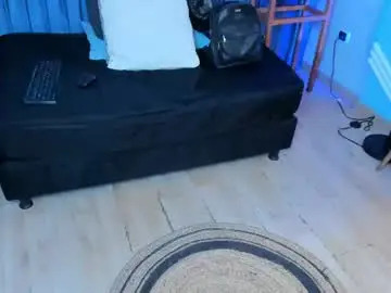 Chaturbate Live Sex Cam of dahianeconnor