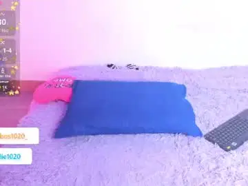 Chaturbate Watch Live Sex Cams of miavillalobos_