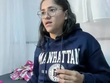 Chaturbate Free Porn Cam of chantal_adams0