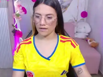 Chaturbate Free Porn Cam of chiara_tay