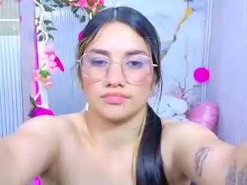 Chaturbate Sex Chat of chiara_tay