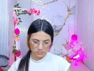 Chaturbate Nude Webcam of chiara_tay