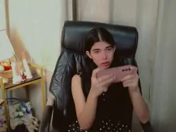 Chaturbate Live Sex Cam of beautifultrixie