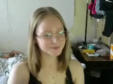 Chaturbate Live Sex Cam of willenasow