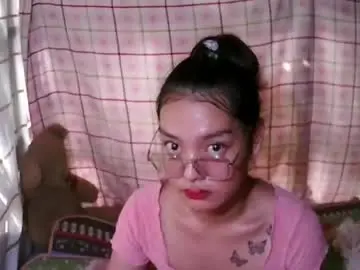 Chaturbate Nude Webcam of pinay_janella10