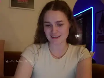 Chaturbate Free Porn Cam of bellebabyboo