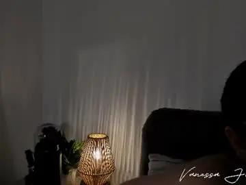 Chaturbate Live Sex Cam of vanessajohnsonn