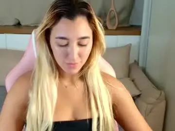 Chaturbate Nude Webcam of luna_velvvet