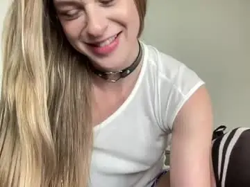 Chaturbate Adult Video Chat of ellajadeexx