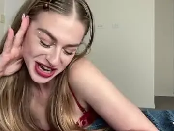 Chaturbate Watch Live Sex Cams of ellajadeexx