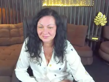 irissmoon1 from chaturbate