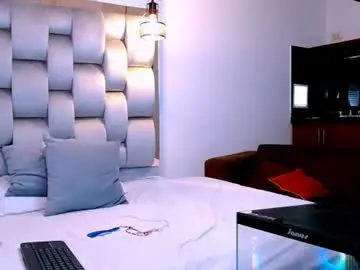 Chaturbate Live Porn of crytalqueen_