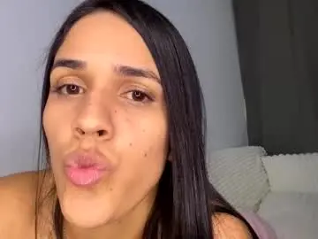 Chaturbate Adult Webcams of isa_steele