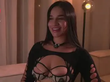 Chaturbate Live Sex Cam of sophie_belton
