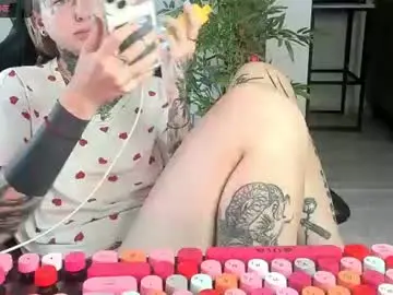 Chaturbate Free Live Porn of _feralberry__