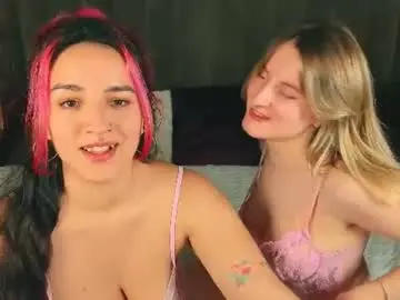 Chaturbate Adult Video Chat of daryana_gray