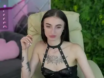 Chaturbate Nude Webcam of emilyymoon