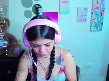 Chaturbate Free Live Porn of emma_boo_