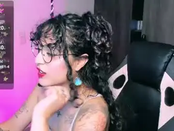 Chaturbate Live Sex Cam of giny_bean