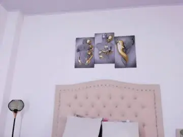 Chaturbate Adult Webcam of _bustylucianaa_