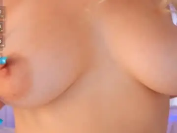 Chaturbate Nude Webcam of _iowaa_