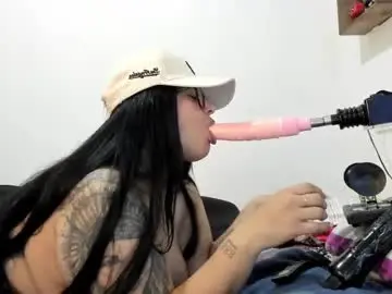 Chaturbate Live Sex Cam of farahh_