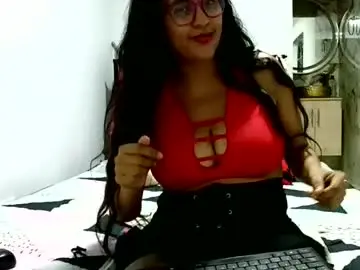 Chaturbate Best live sex cam show of aisha_koswell3