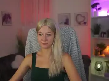 emilyswannn from chaturbate