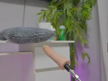 Chaturbate Adult Webcams of luckystrikee_