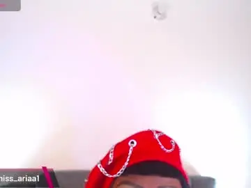 Chaturbate Watch Live Sex Cams of missemilie1