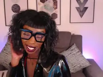 Chaturbate Live Porn of missemilie1