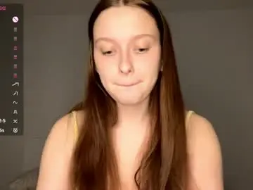 Chaturbate Free Porn Cam of moltenpeach