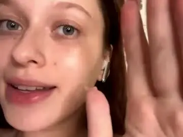 Chaturbate Watch Live Sex Cams of moltenpeach