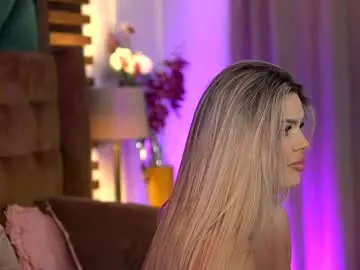 Chaturbate Adult Webcams of sophieboobsx