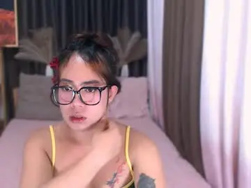 Chaturbate Nude Webcam of asian_bella123