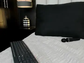 mathilda_liz from chaturbate