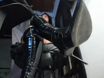 Chaturbate Live Sex Cam of mistressanna_