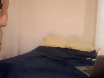 Chaturbate Free Porn Cam of oliviaonlyx1