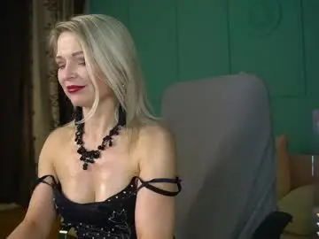 Chaturbate Live Sex Cam of gloria_lovely