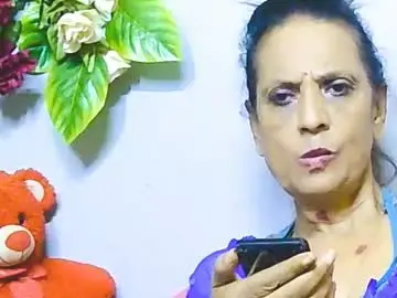 Chaturbate Live Sex Cam of hot_queen58