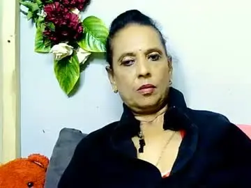 Chaturbate Live Sex Cam of hot_queen58
