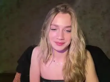 Chaturbate Live Sex Cam of lovia_