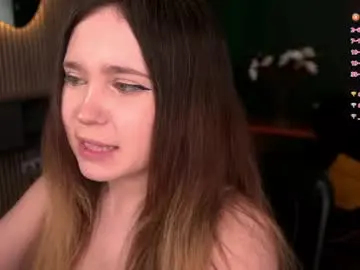 Chaturbate Live Sex Cam of shiny_bell