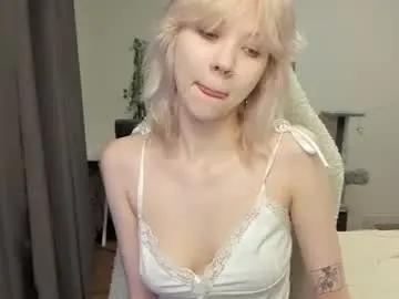 Chaturbate Live Porn of vivy_
