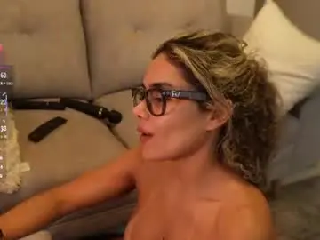 ariana_valdirii from chaturbate