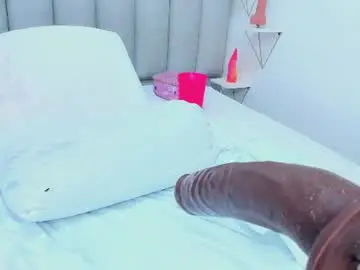 Chaturbate Sex Cam of keyllaa_